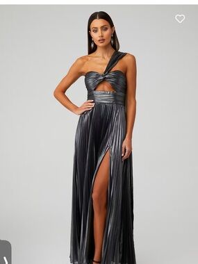 $700 msrp niali Metallic Charcoal One-Shoulder Maxi Dress size 0